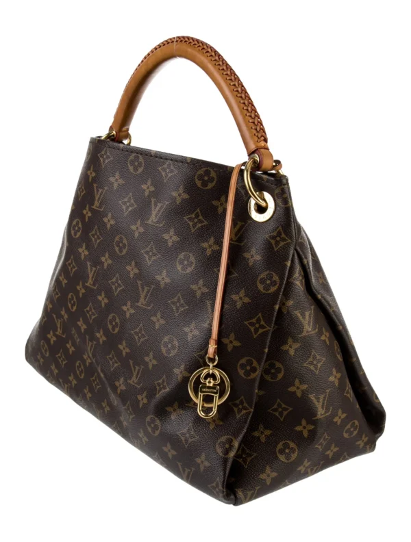 Louis Vuitton – Image 3